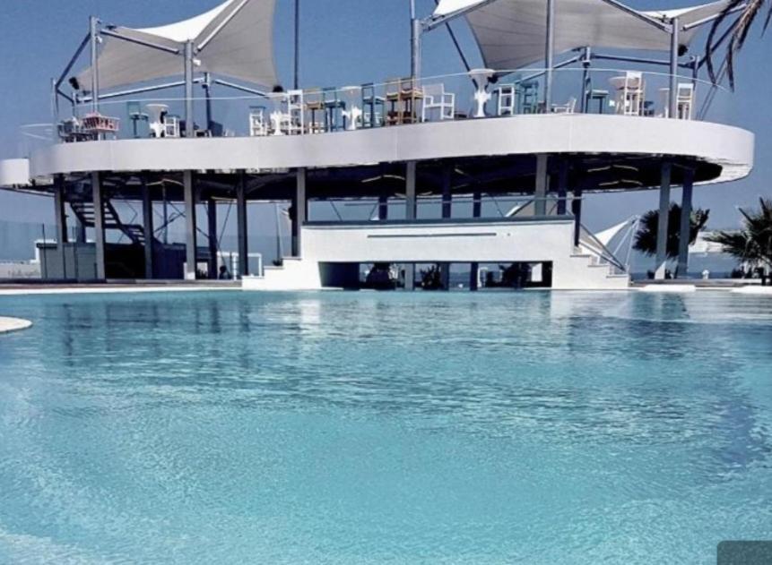 White Tower - Private Studio 106 Mamaia Εξωτερικό φωτογραφία