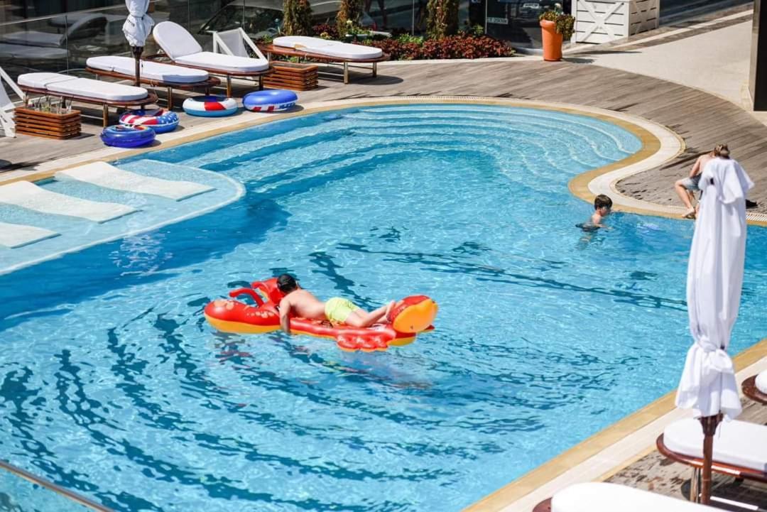 White Tower - Private Studio 106 Mamaia Εξωτερικό φωτογραφία