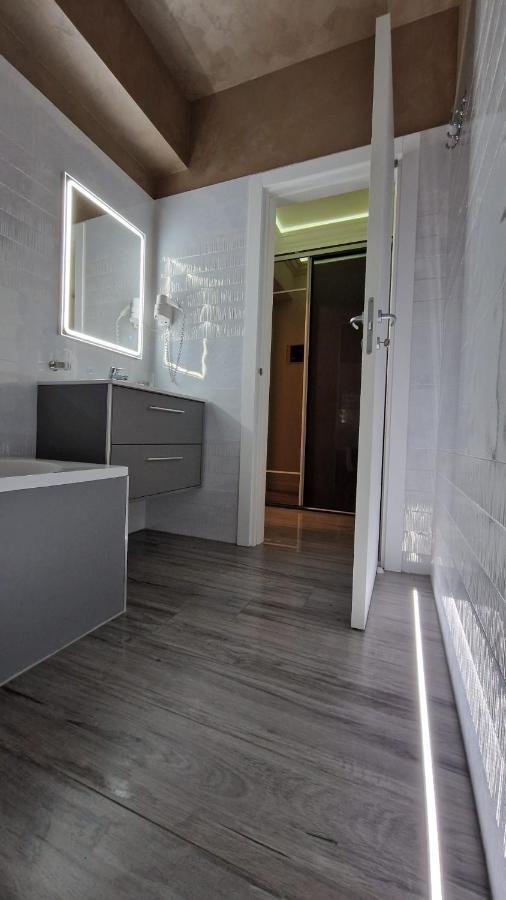 White Tower - Private Studio 106 Mamaia Εξωτερικό φωτογραφία
