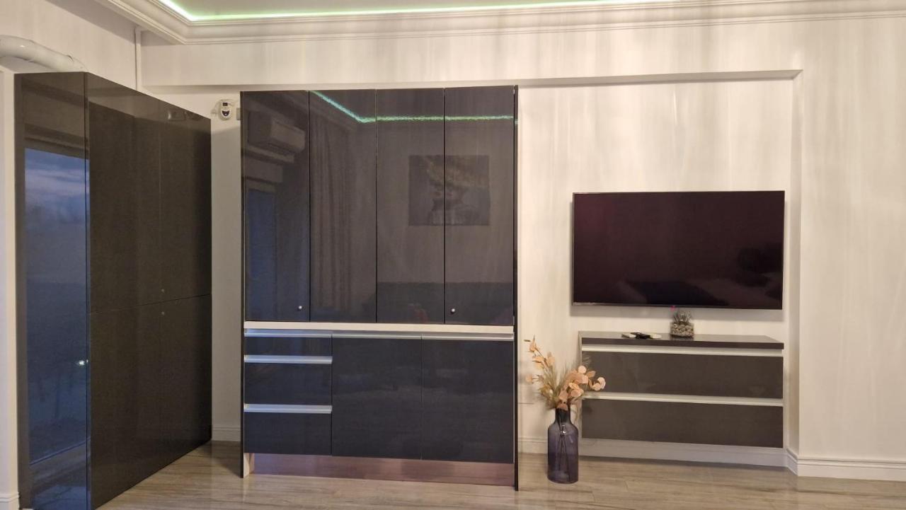 White Tower - Private Studio 106 Mamaia Εξωτερικό φωτογραφία