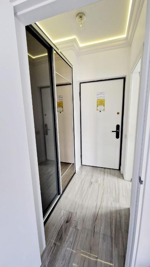 White Tower - Private Studio 106 Mamaia Εξωτερικό φωτογραφία